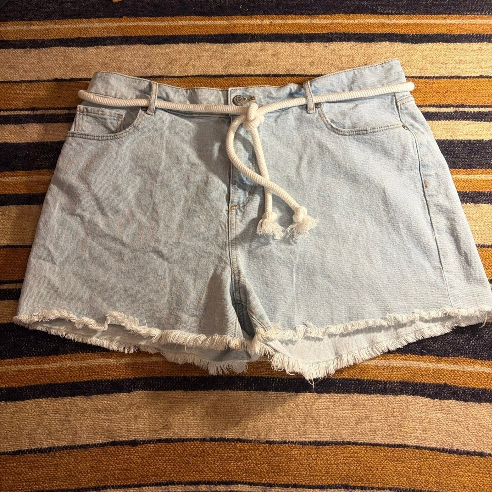 LOFT The Cut Off Short 32 Light Wash High Rise Raw Hem Rope Belt Denim Shorts